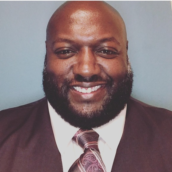 Meet your Posher, Xav - Picture 1 of 1